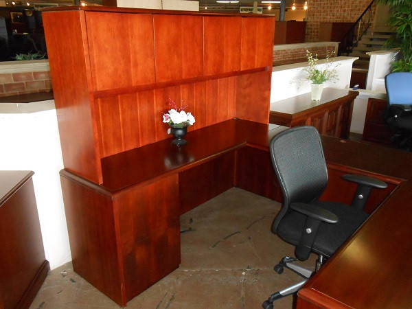 Used Cherryman  36' x 72' U Shaped Desk With Hutch