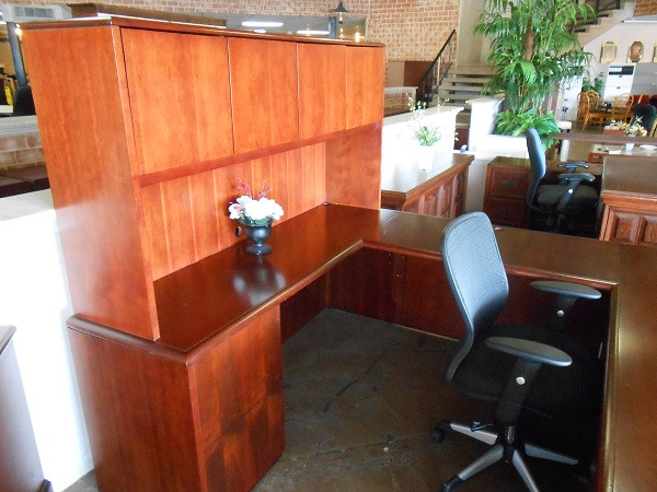 Used Cherryman  36' x 72' U Shaped Desk With Hutch
