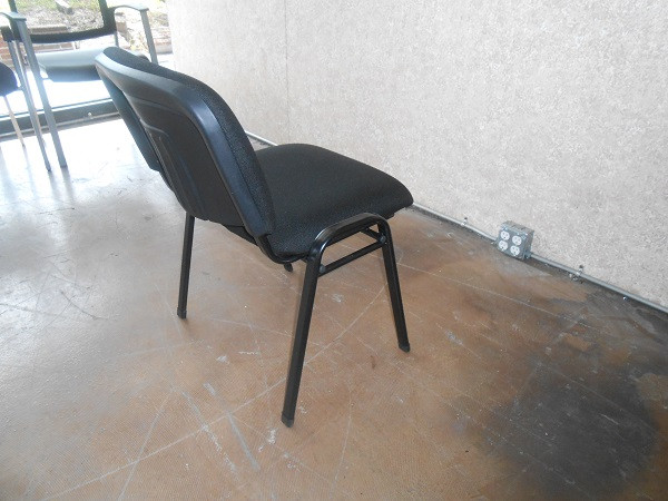 Link Stacking Black Guest Chair