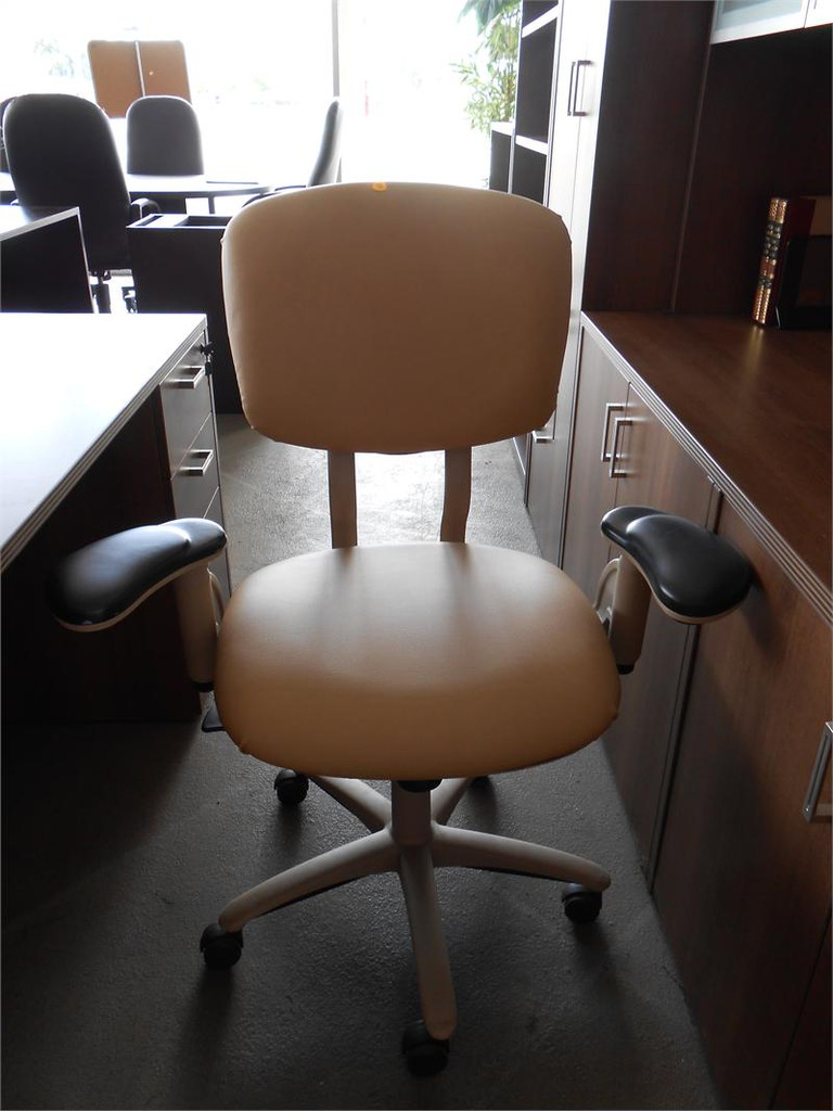 Used Steelcase Task Chair