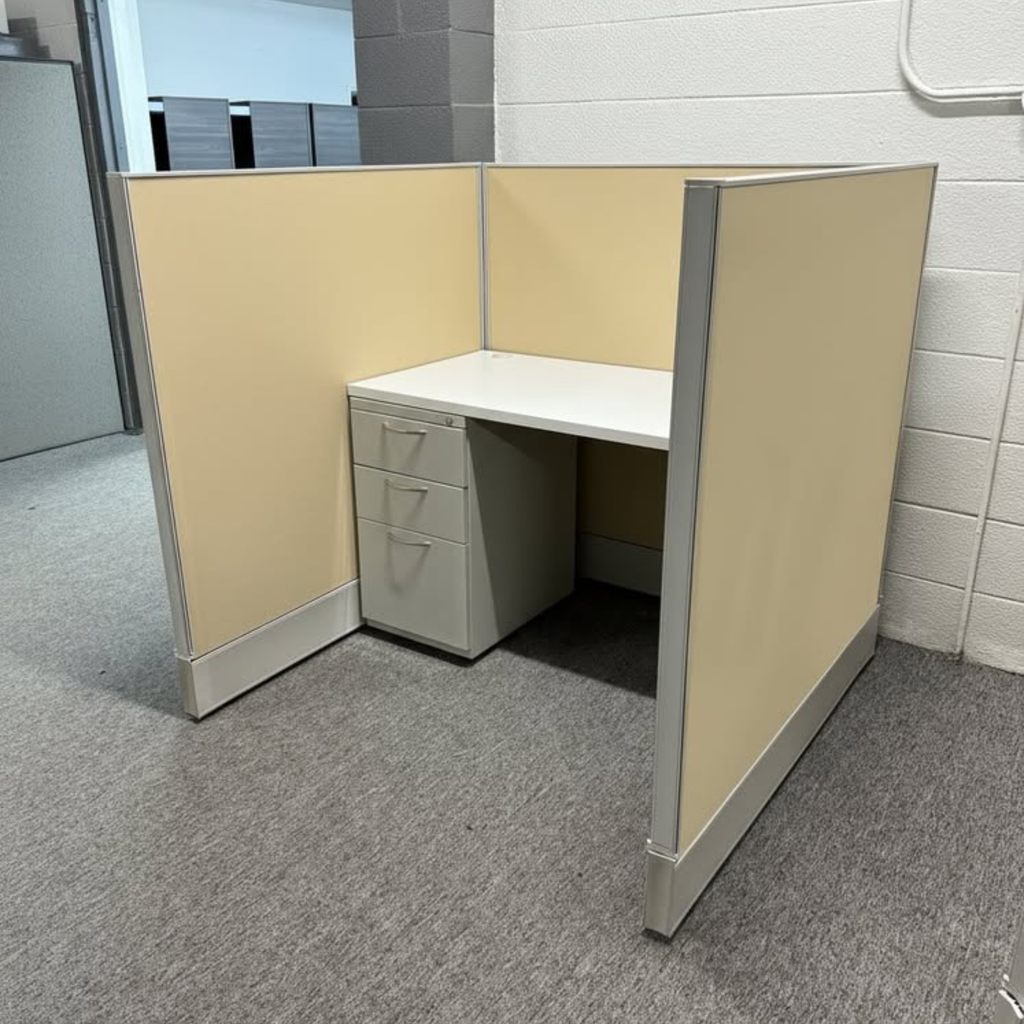  4x4 Telemarketing Cubicle in Orlando 