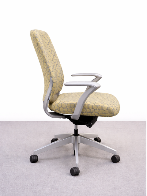 Pre-Owned SitOnIt Amplify Task Chair Honeycomb Style in Orlando