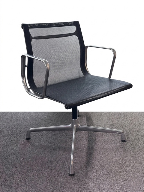 Pre-Owned Eames Aluminum Mesh Chair in Orlando