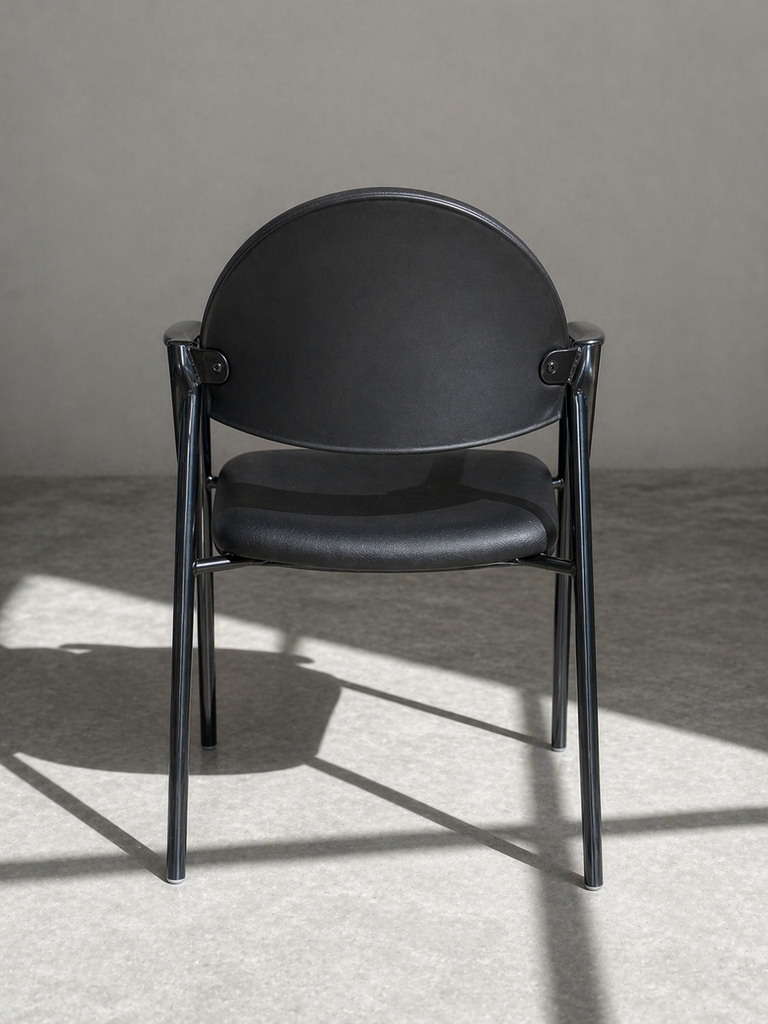 Pre-Owned Black Vinyl Side Chair in Orlando