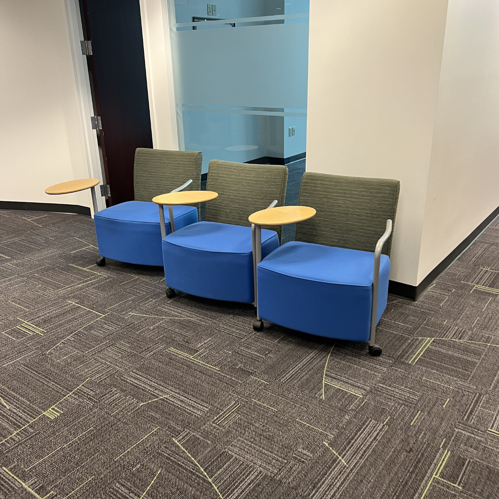 Pre-owned Lounge with Desk, Blue Fabric in Orlando | Modern Office Seating by Orlando Office Furniture