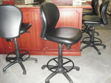 TELLER STOOL WITH FOOT RING ADJUSTABLE HIEGHT