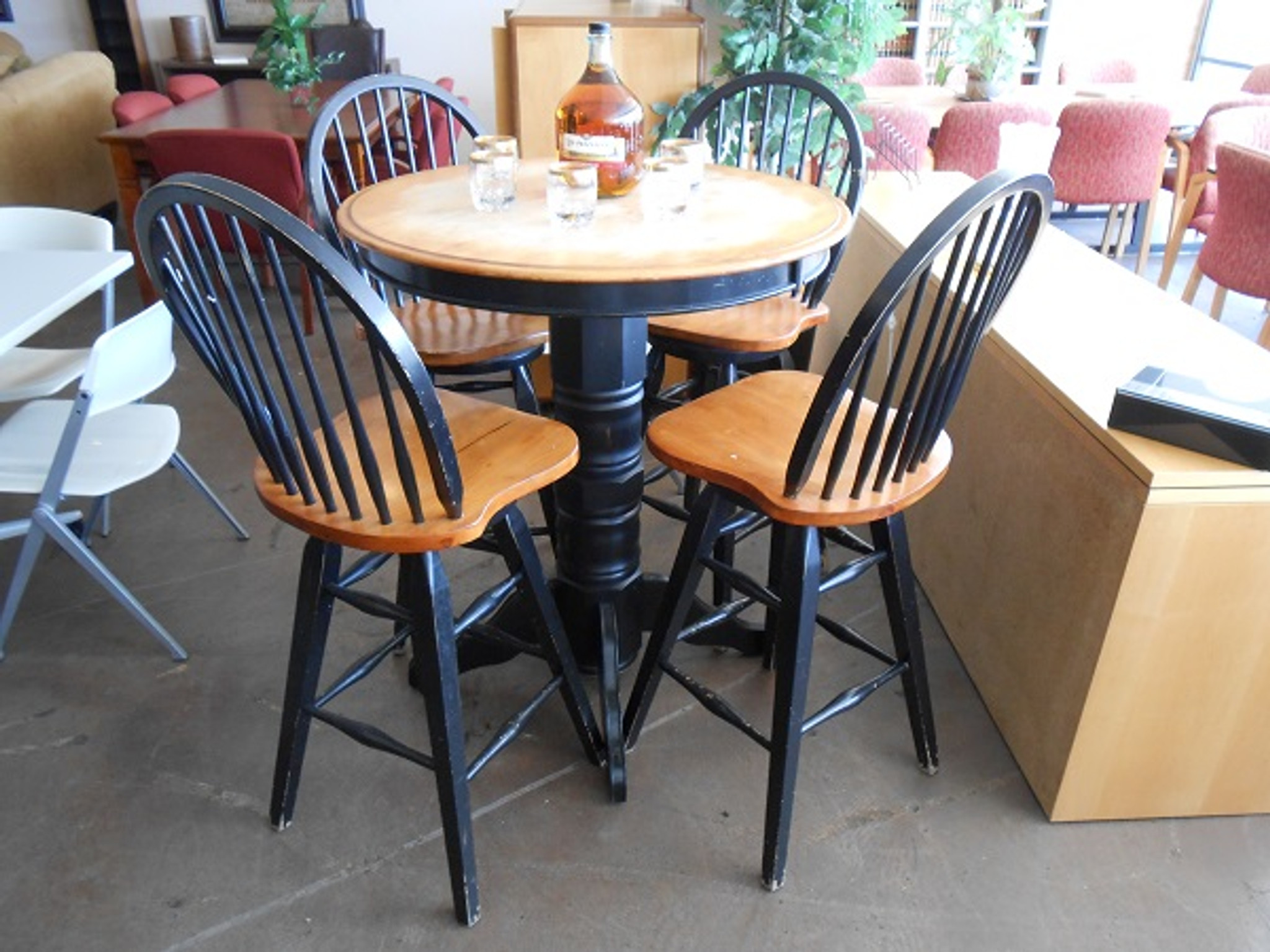 outdoor bistro bar stools