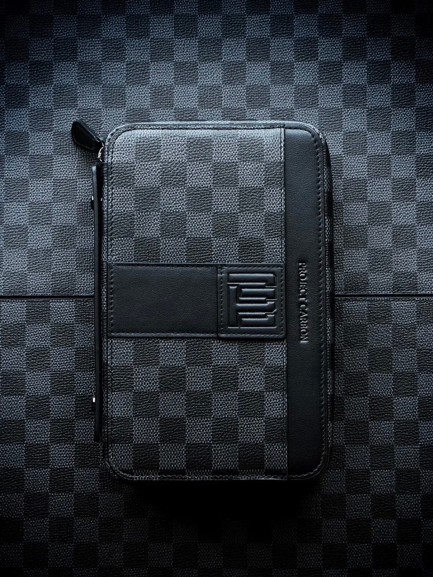 Project Carbon - Mr Bespoke Leather Case
