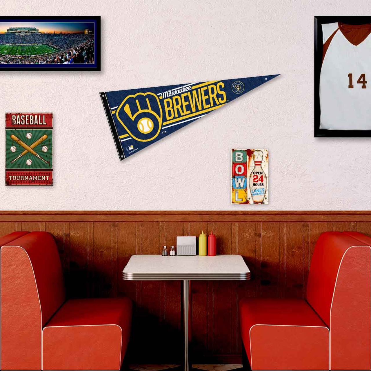 Official Milwaukee Brewers Flags, Banners, Brewers Pennants