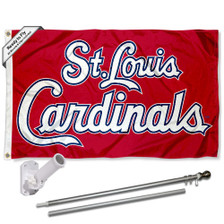 USA - NEW YORK, 12 August 2018: Waving flag with St. Louis Cardinals  professional team logo. Close-up of waving flag with Baseball St. Louis  Cardinals club logo, seamless loop. Editorial footage –