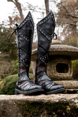 Bramblewood Boots - Black/Giantsblood - Women's 9