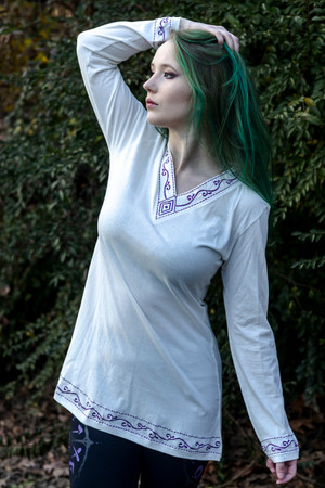 Deepcrest Tunic - White with Purple Thread XS