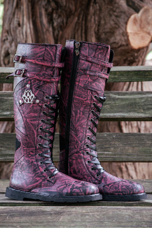 Women's Rampart Leather Boots - Unicornblood