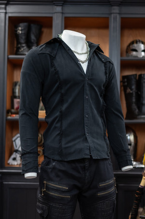 Valiant Button Up - Black - Small