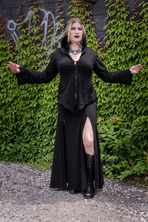 Huntress Riding Jacket - Black/Burgundy - L/XL