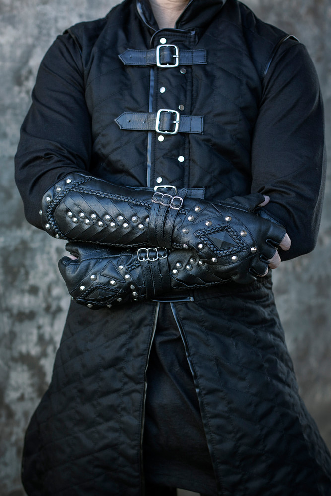 Darkbane Fingerless Gauntlets, Black, Front, Cross Hands, Allister