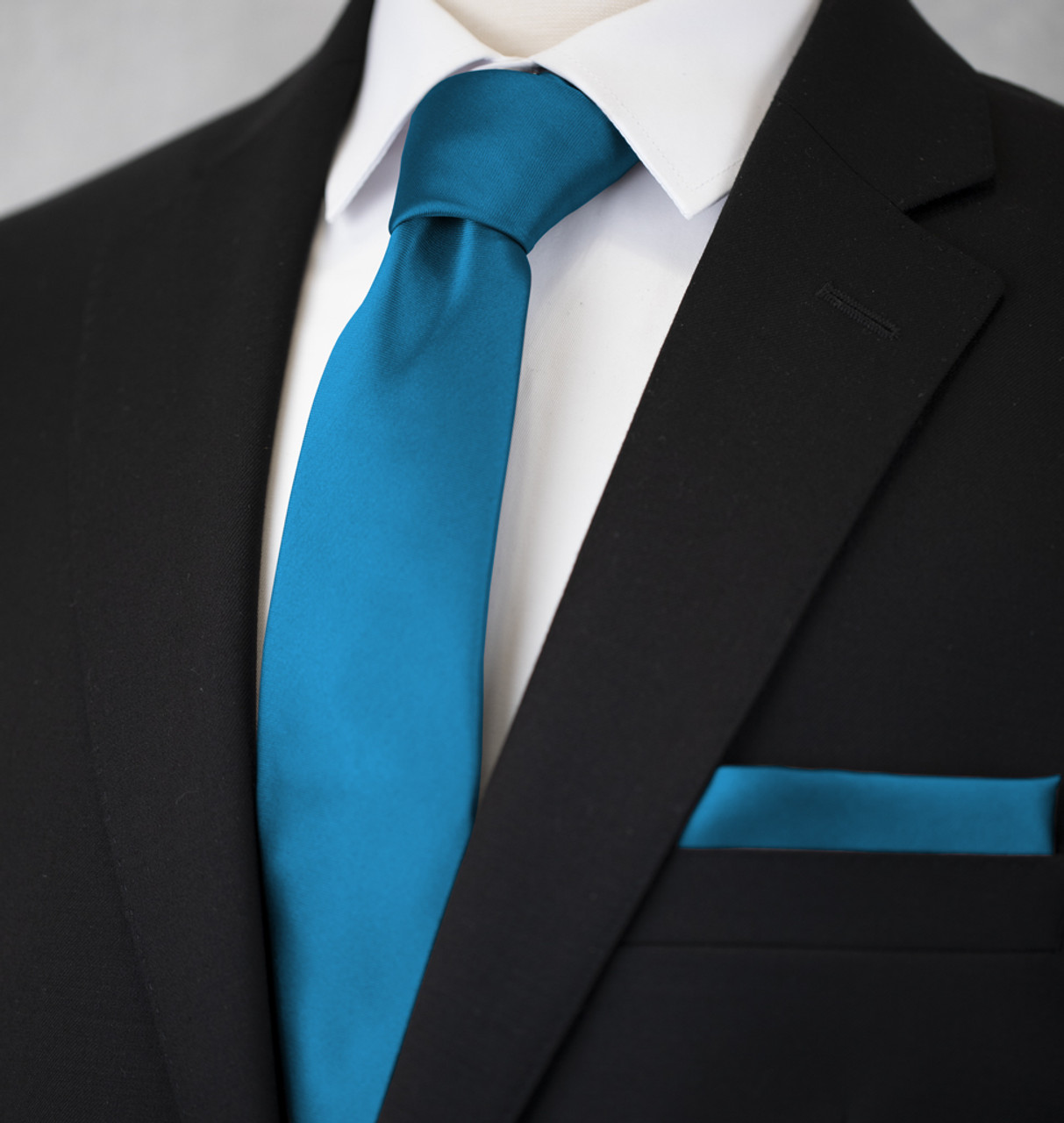 Luxury Solid Necktie with Handkerchief IC2000BB