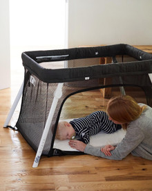 Guava Family Lotus Travel Crib + Sheet | Loop