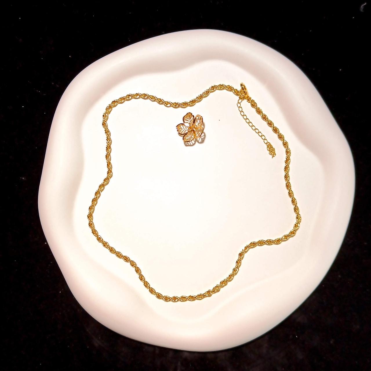 Collier Torsadé Plaqué Or 18k - 37g, Style Joaillerie, Bijou Cadeau Sublime Pour Noël (neuf Sans Emballage)