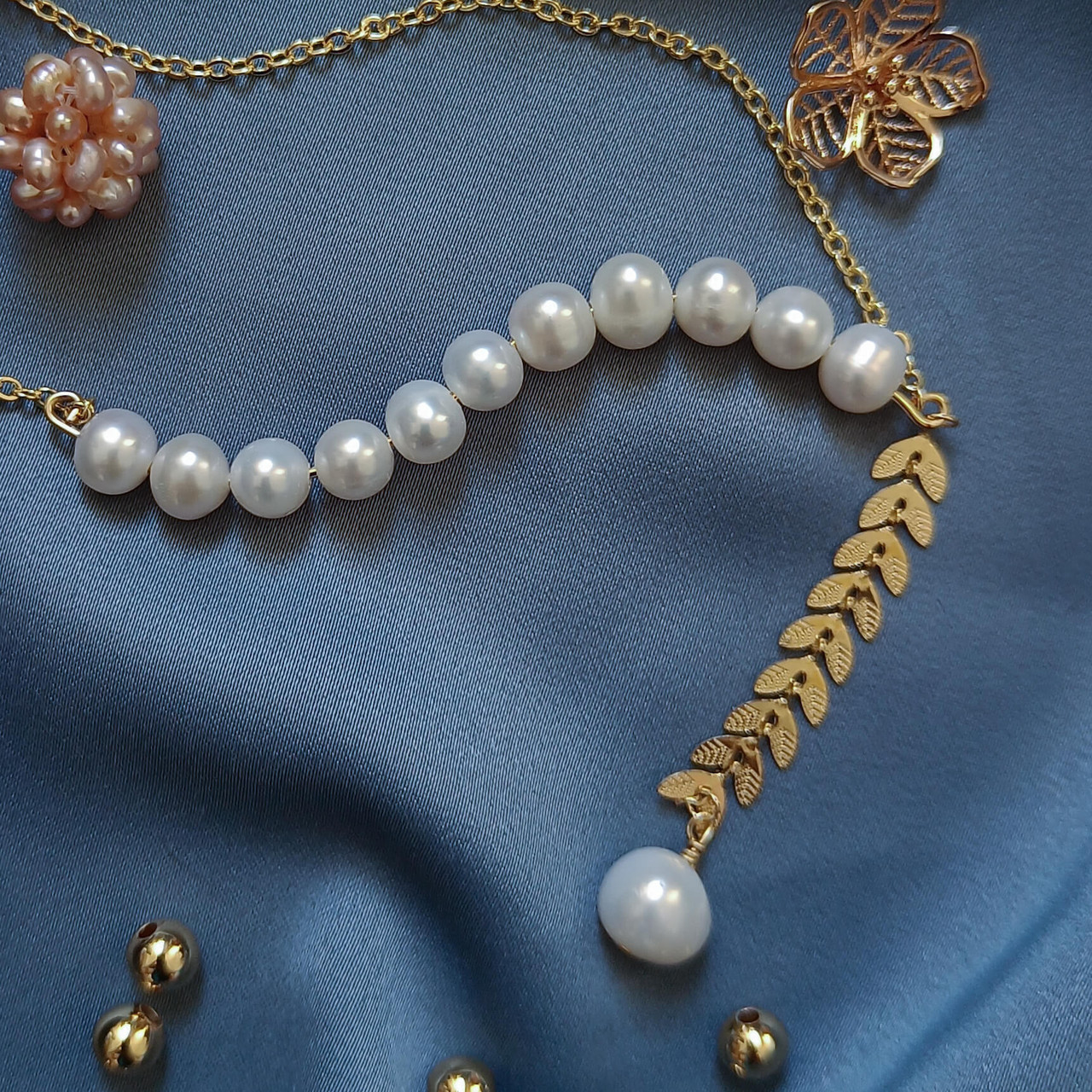 Collier Plaqué Or Et Perles D'eau Douce – Élégant – Laiton – Pochette Cadeau