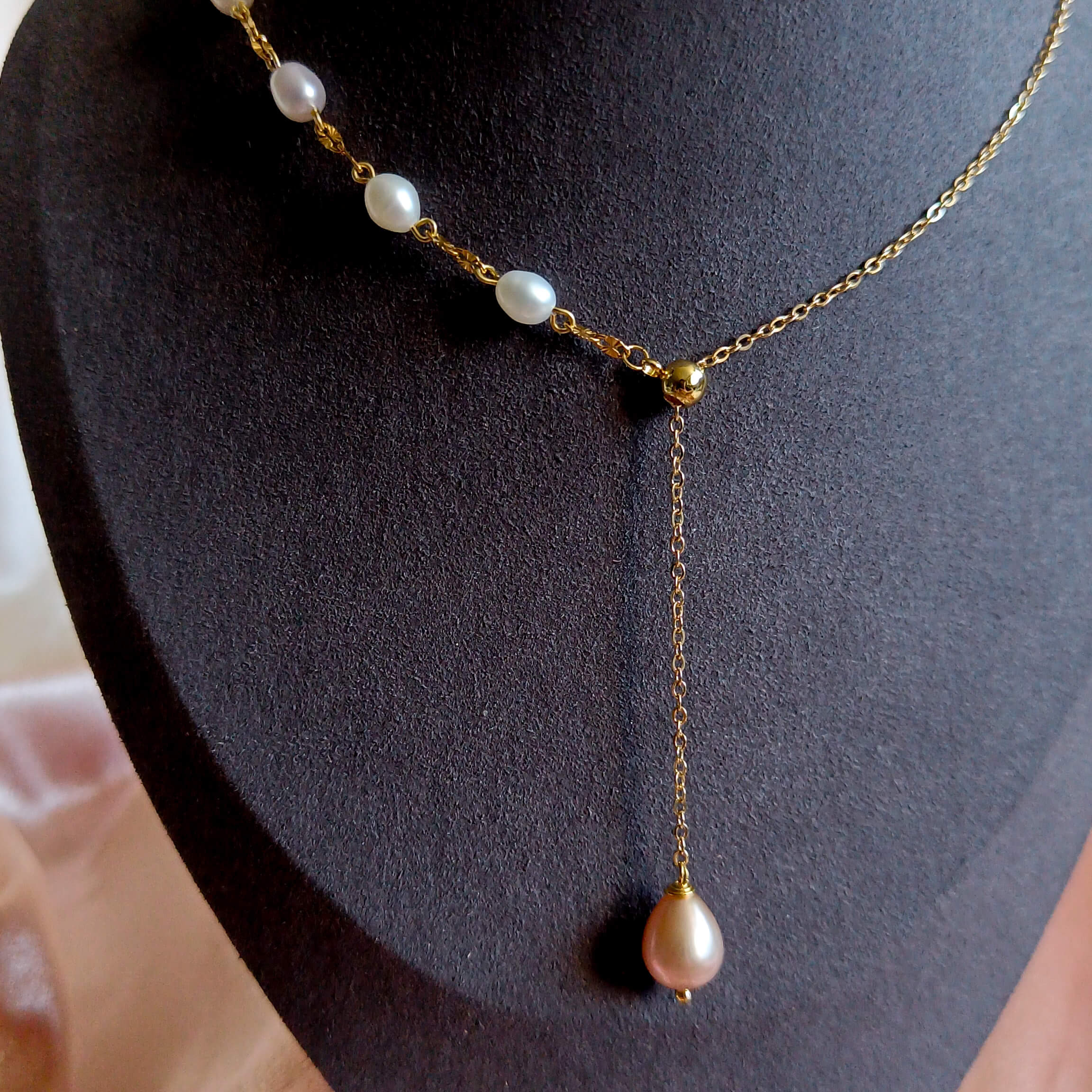 Collier Sautoir Corail Et Amazonite - Pompon Soie, Chaîne Acier - Neuf Avec étiquettes