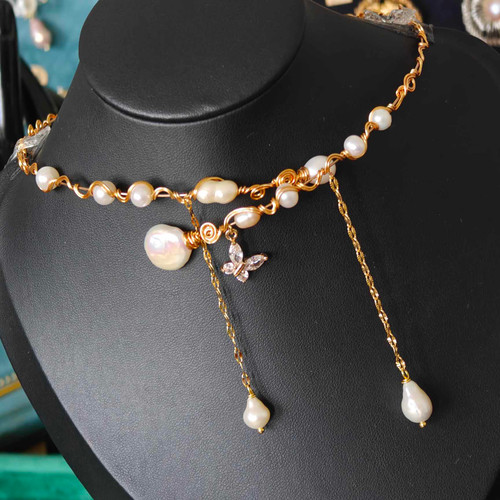 Choker "Onde Baroque" – Collier de Créateur en Wire Art et Perles de Culture Uniques