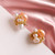 boucles d'oreilles uniques en perles d'eau douce et billes plaqué or, design d'exception