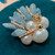 Broche Fleur Artisanale en Perles Baroques et Pierres Naturelles