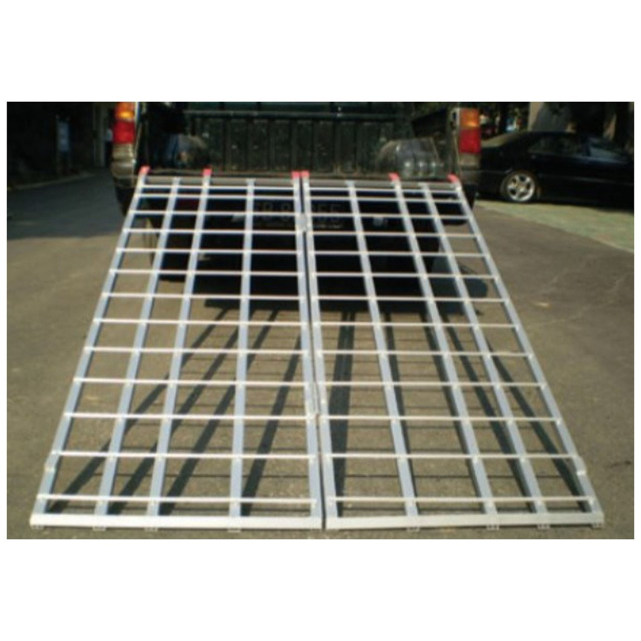 AR01XW48 6' Aluminum Bi-Folding Ramp 6' x 48