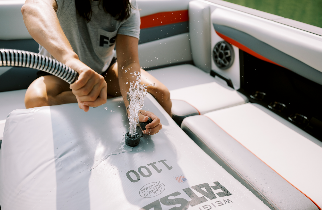 FatSac Supa Pump connected to ballast bag