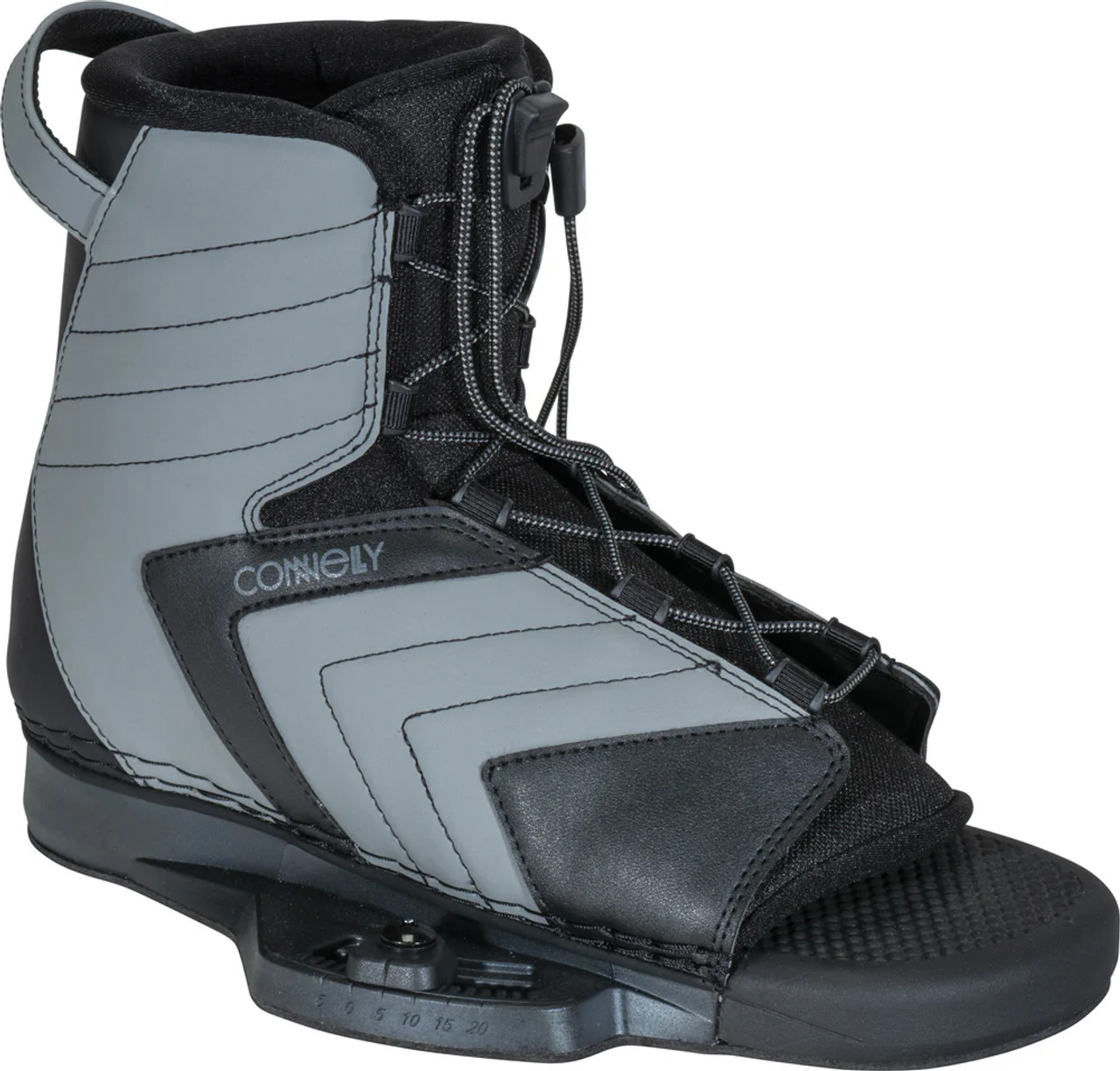 Close-up of Optima men’s bindings with single lace system and Lycra lining Close-up of Optima men’s bindings with single lace system and Lycra lining