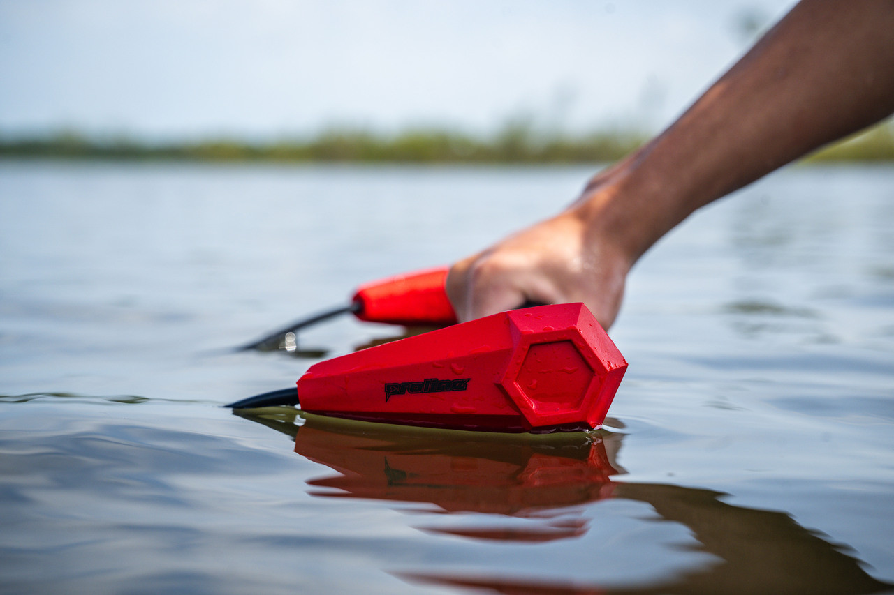 Red Proline Torq floating wakeboard rope and handle package