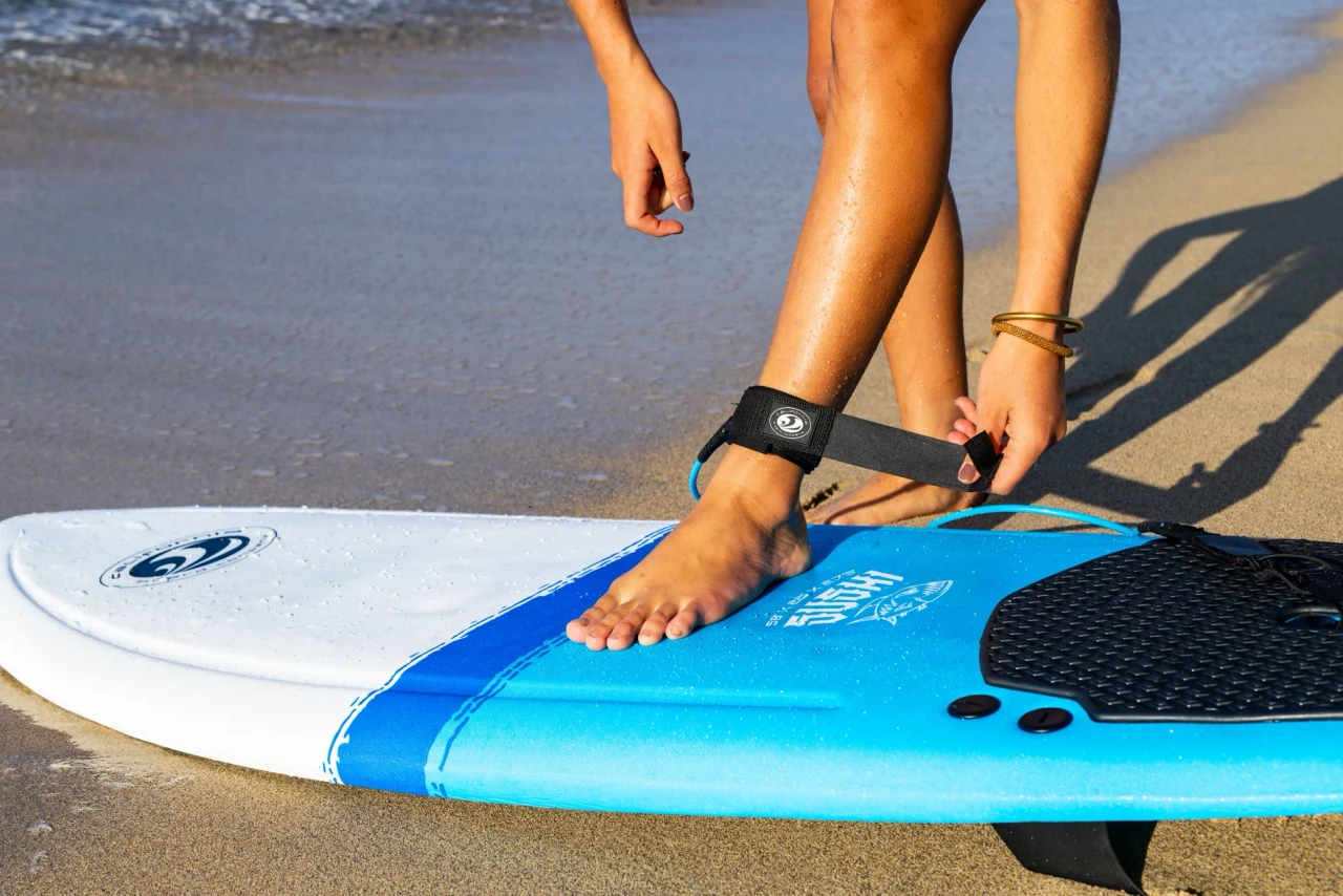 California Board Company 5'8 Fish soft-top surfboard with attached traction pad