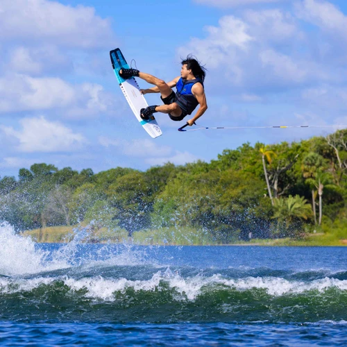 2027 O’Brien Tonic wakeboard showing blended progressive rocker