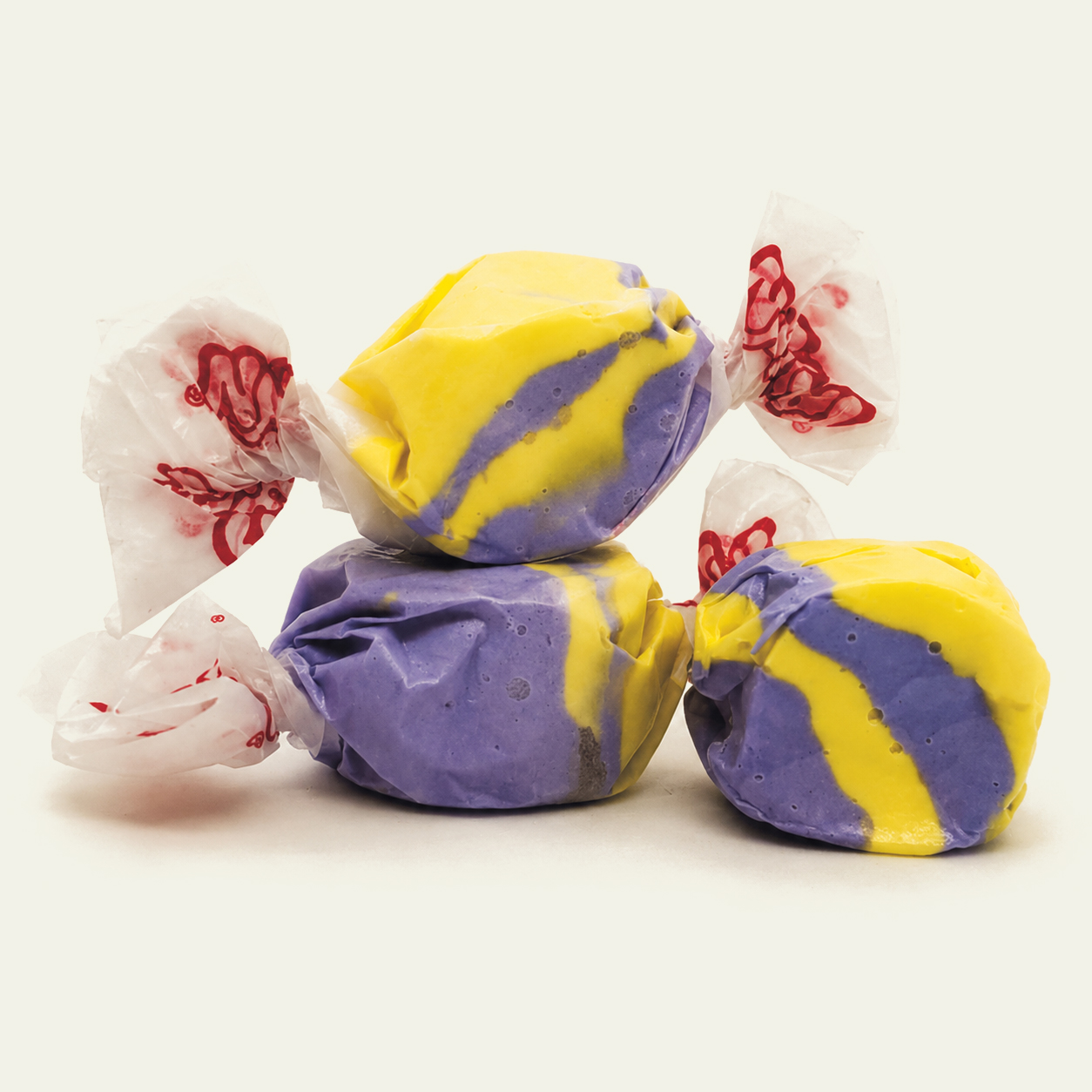 Raspberry Lemonade Taffy – 1 lb. | Uranus Fudge Factory