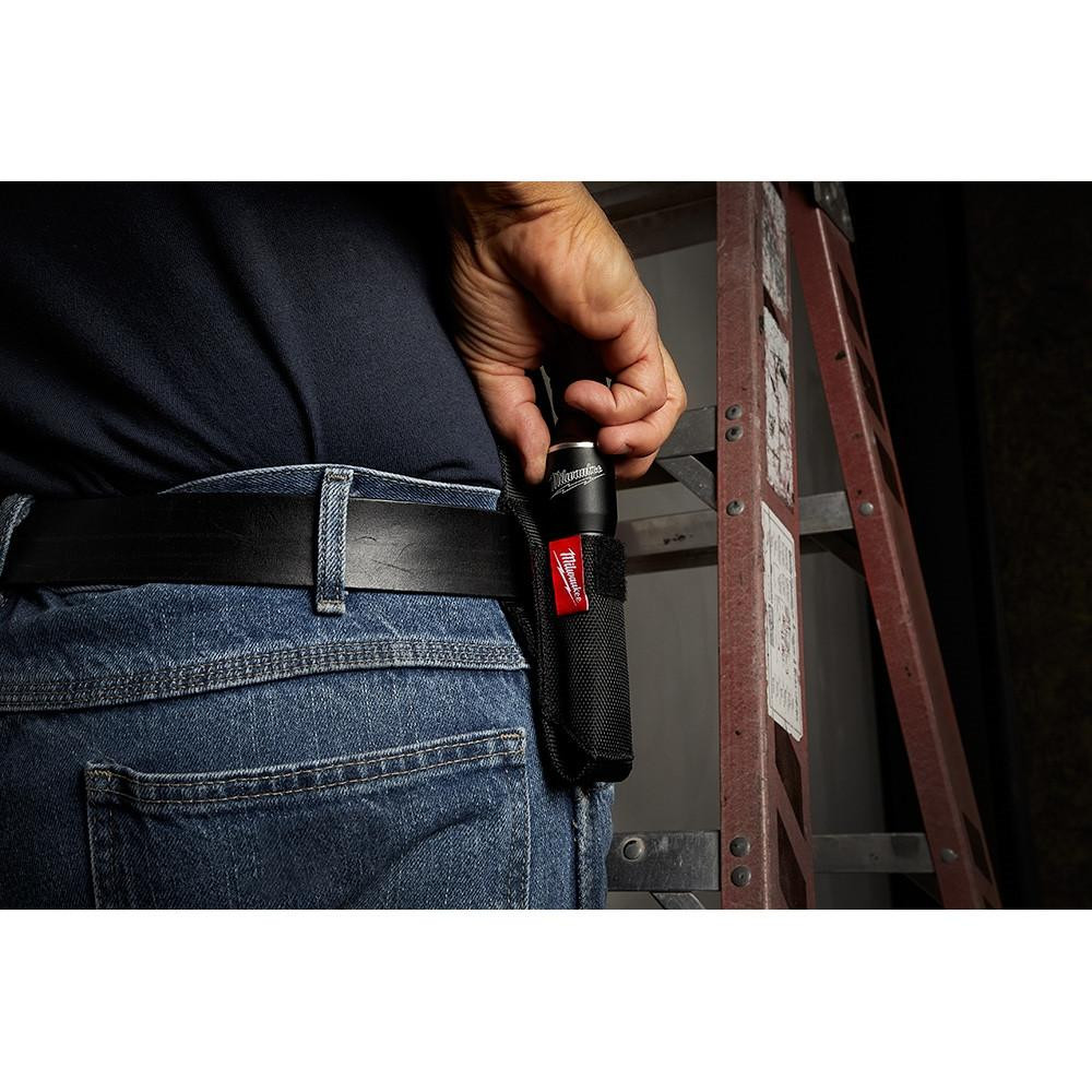 2107S Milwaukee 325L Focusing Flashlight w/ Holster