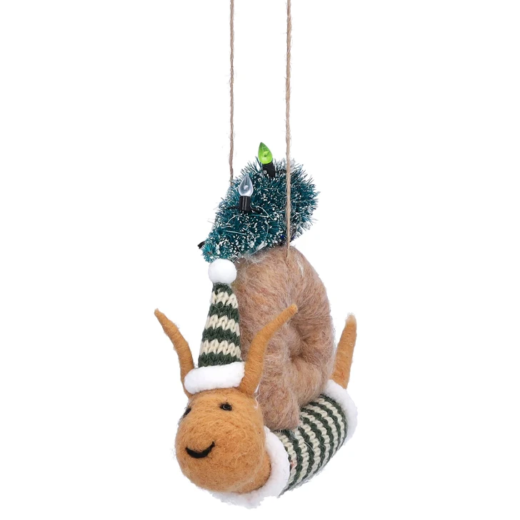 Felt Snail with Tree