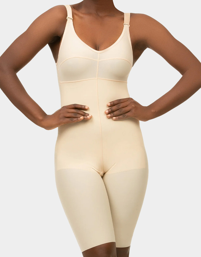 The Isavela BB04 is a stage 2 pull-on compression bodysuit with a built-in surgical bra, adjustable slide straps, and an open crotch for all-day post-surgical comfort.