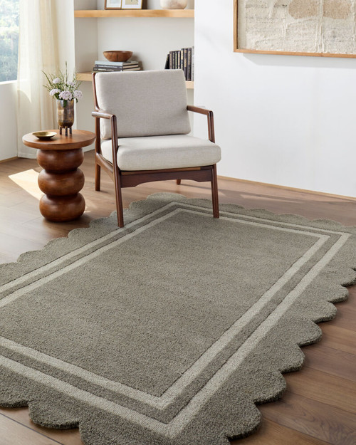 Livabliss Scalloped SCP-2302 Rug