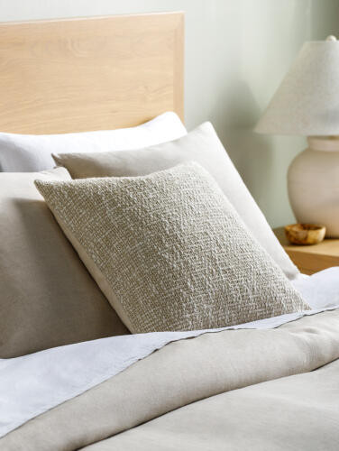 Surya Nicki ICK-002 Accent Pillow