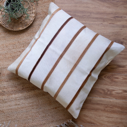 LR Home Austin 08140 Ivory Brown Pillow
