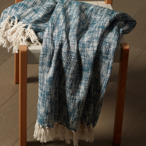 LR Home Denmark 81186 Blue Ivory Throw