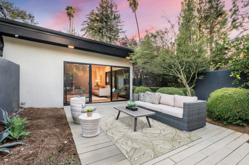 Couristan Castille 2913 3301 Palma Fern Rug