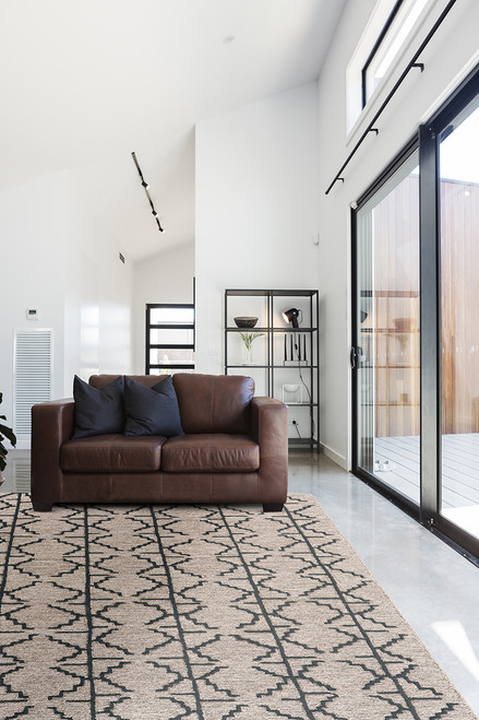 Feizy Enzo 8732F Taupe Black Rug