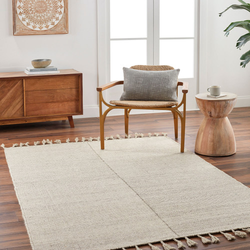 Surya Vivian VVI-2301 Area Rug