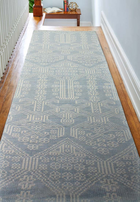 Bashian Artifact A154-AR108 Light Blue Rug