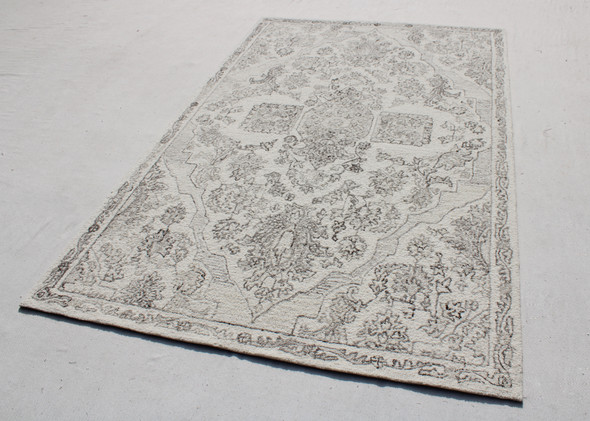 Dynamic Legend 7485-110 Ivory Natural Rug