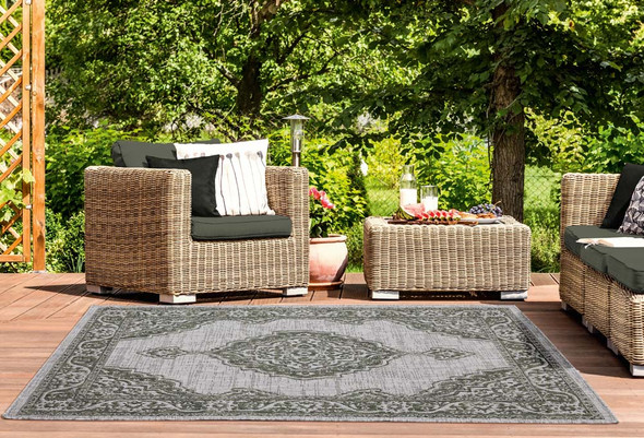 United Weavers Augusta 3900 10245 Sant Andrea Green Rug