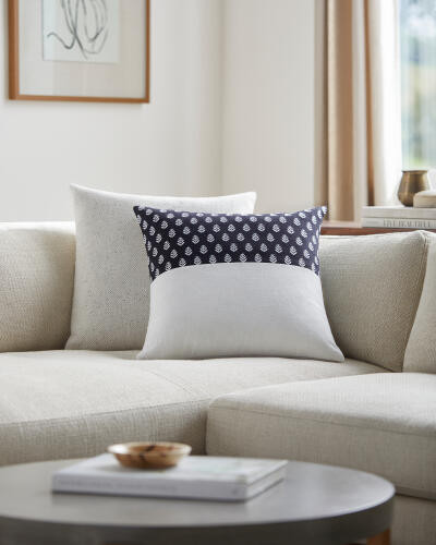 Surya Chromatique CTQ-002 Accent Pillow