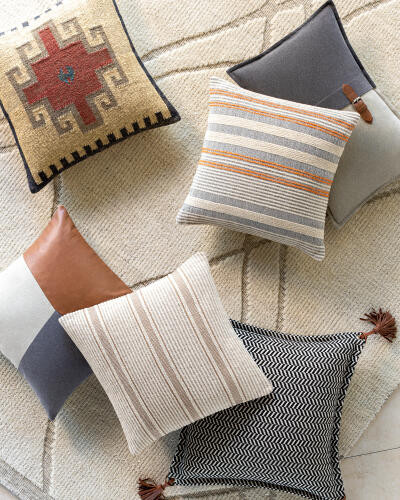 Surya Fiona II FNA-003 Accent Pillow